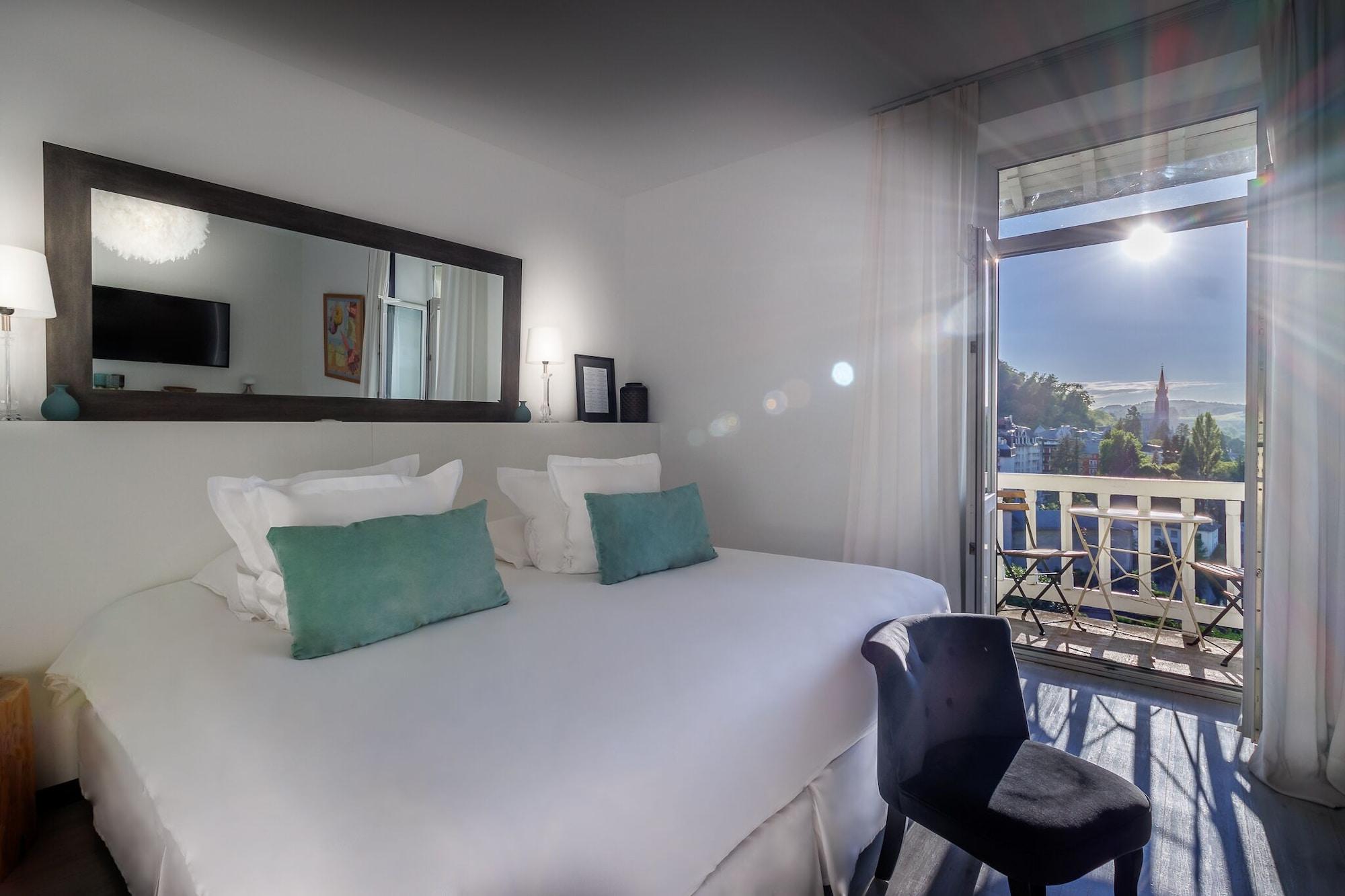 Belfry & Spa By Ligne St Barth لورد المظهر الخارجي الصورة A room at the hotel